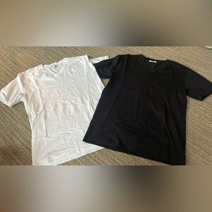 Sunspel v neck tee bundle